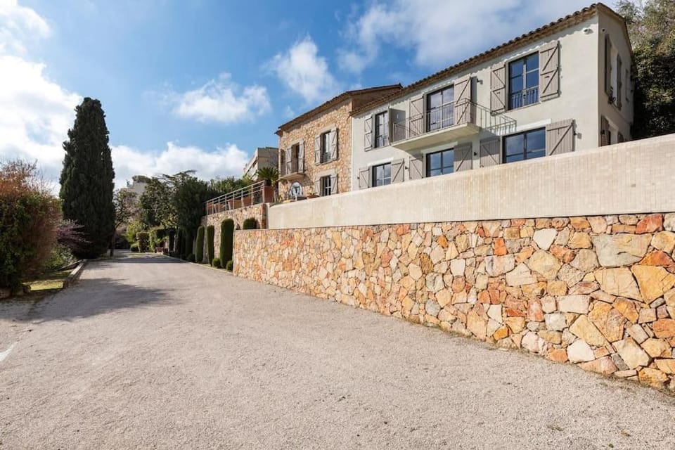 Villa avec piscine à Cannes 7 bedrooms Villa in Mougins