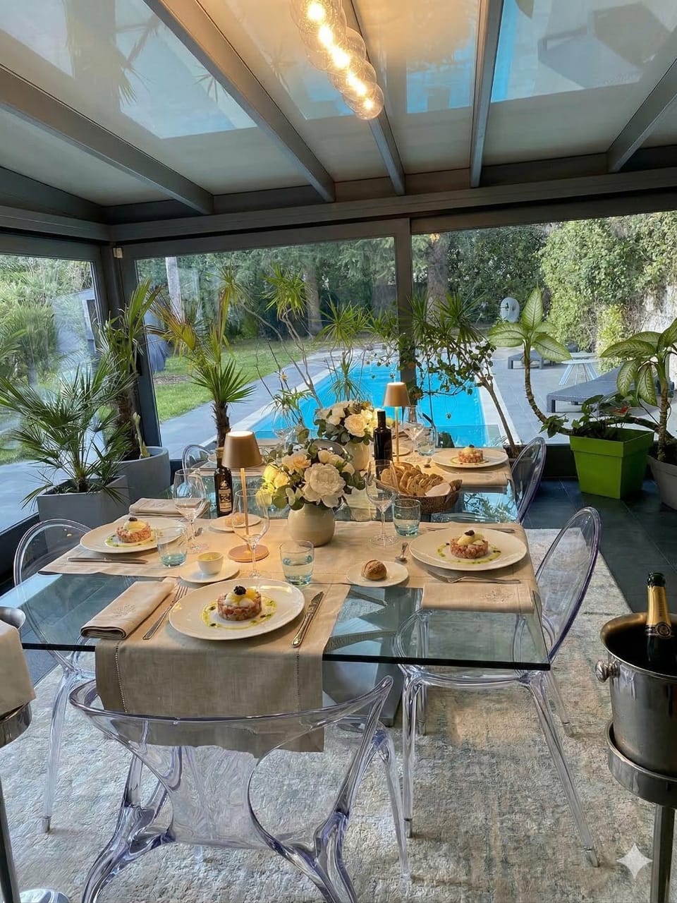 Villa, swimming pool, 5 bedrooms, Versailles Villa in Île-de-France