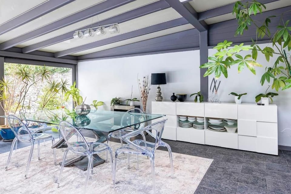Dining area, Garden view