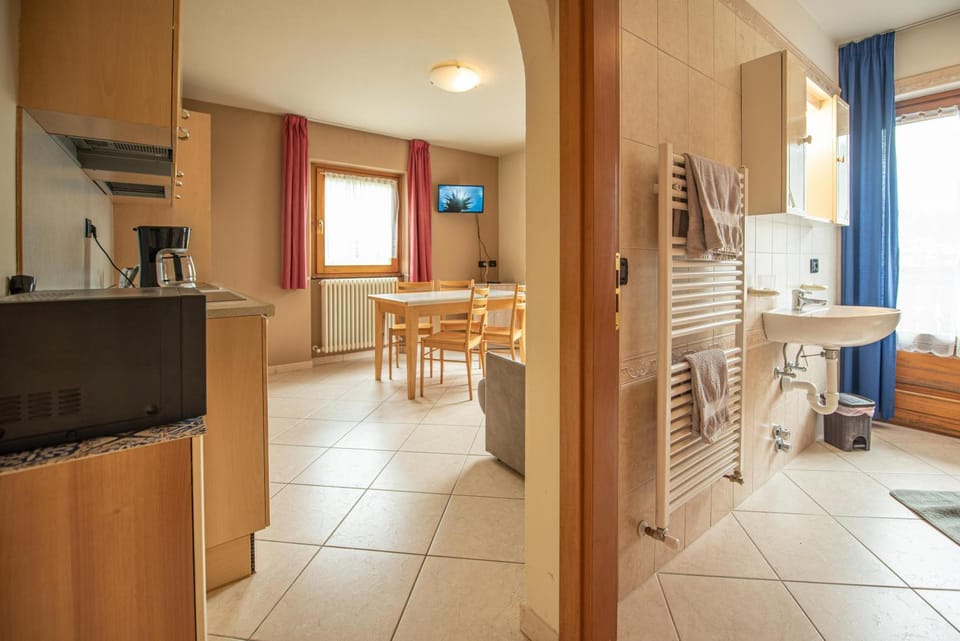 TV and multimedia, Kitchen or kitchenette, Seating area, Dining area, oven, pet friendly