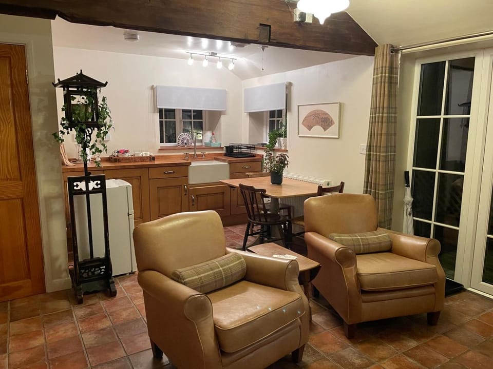 Kitchen or kitchenette, kitchen