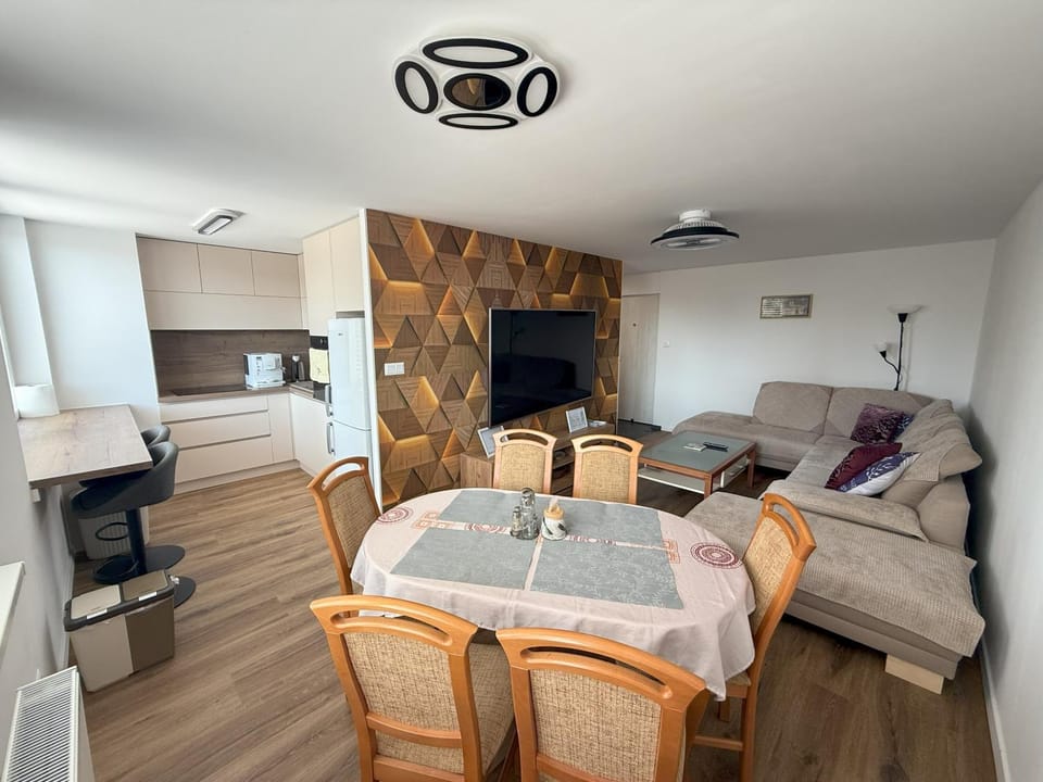 Kitchen or kitchenette, Living room, Dining area