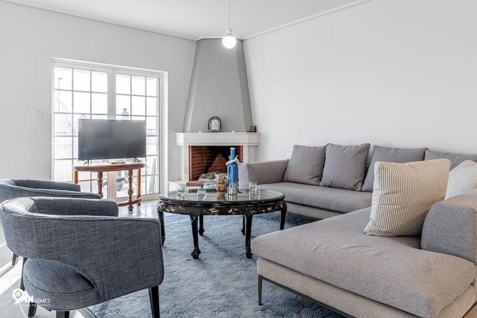 Hliana - Premium Sky & Sunset View House in Glyfada Apartment in South Athens