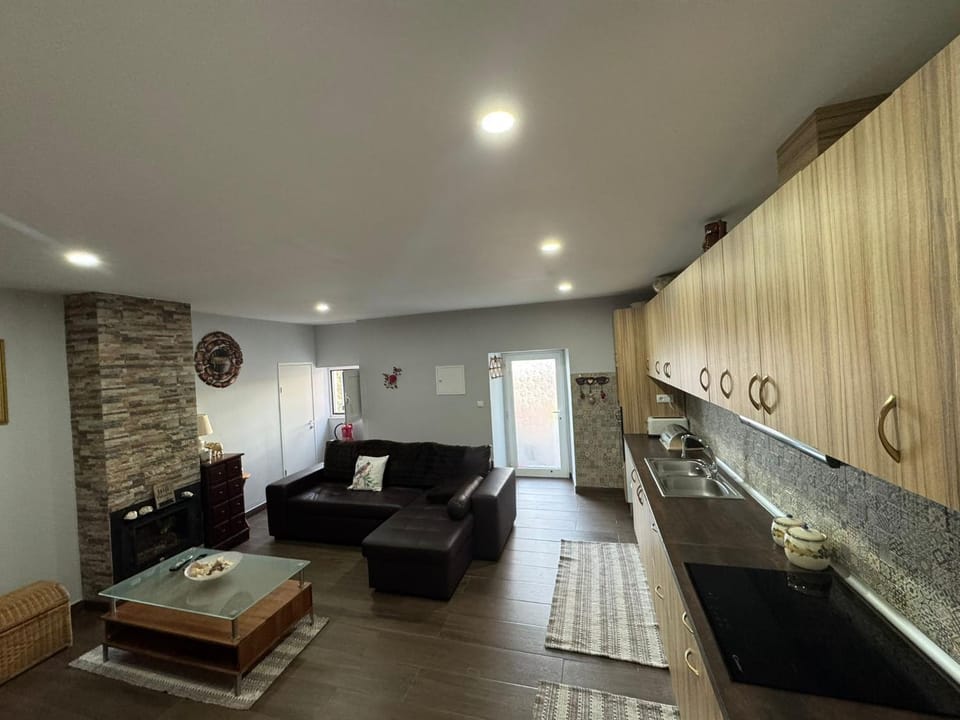 Sofiamarholidays O Cantinho da Avó Bina House in Extremadura, Spain