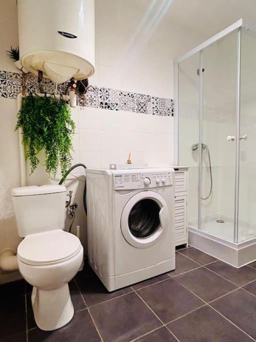 City & Serenity - Studio Proche Gare Apartment in Nice