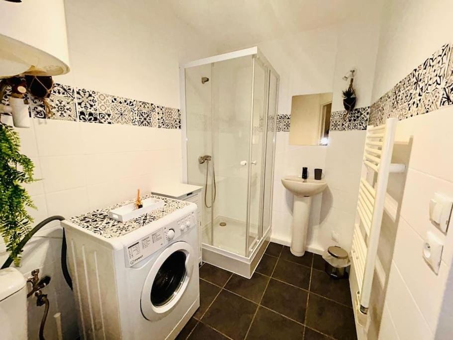 City & Serenity - Studio Proche Gare Apartment in Nice