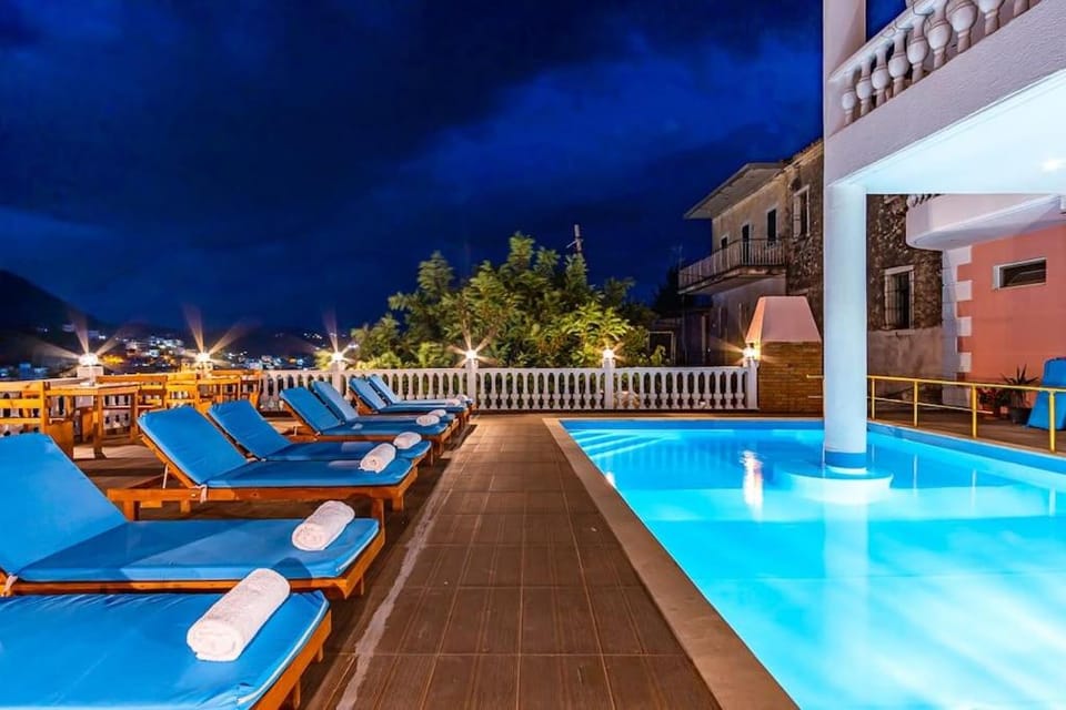 Goro's Villa 8 - Pool, Kitchen & Parking Apartment in Vlorë County, Albania