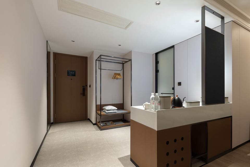 Atour Hotel Hangzhou Xiaoshan Kaiyuan Plaza Hotel in Hangzhou