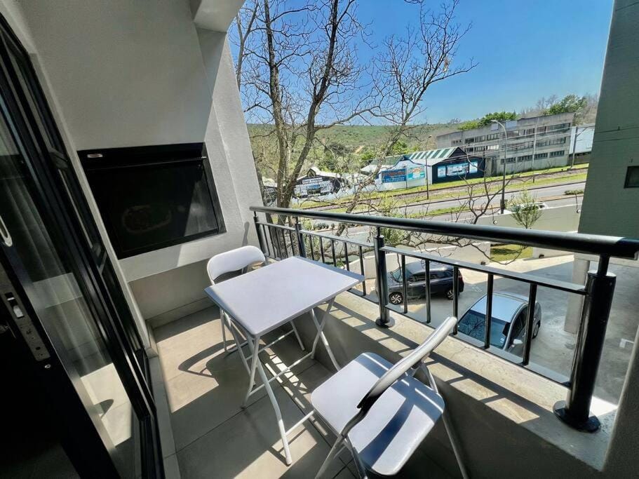 The Den 41 Stellenbosch Apartment in Stellenbosch