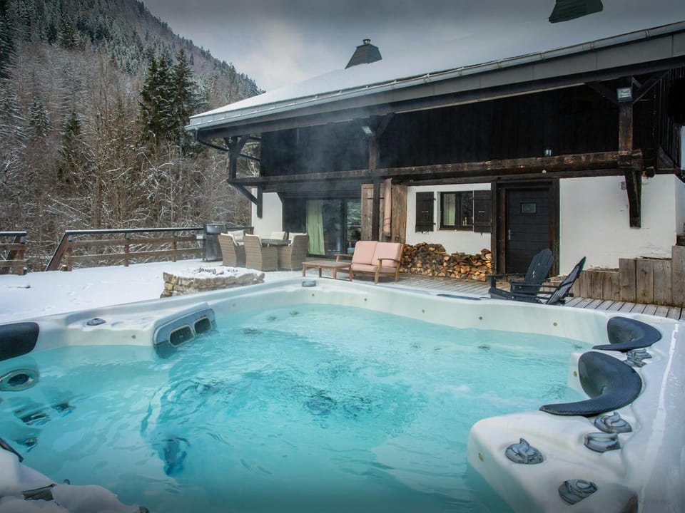 Winter, Hot Tub, Balcony/Terrace