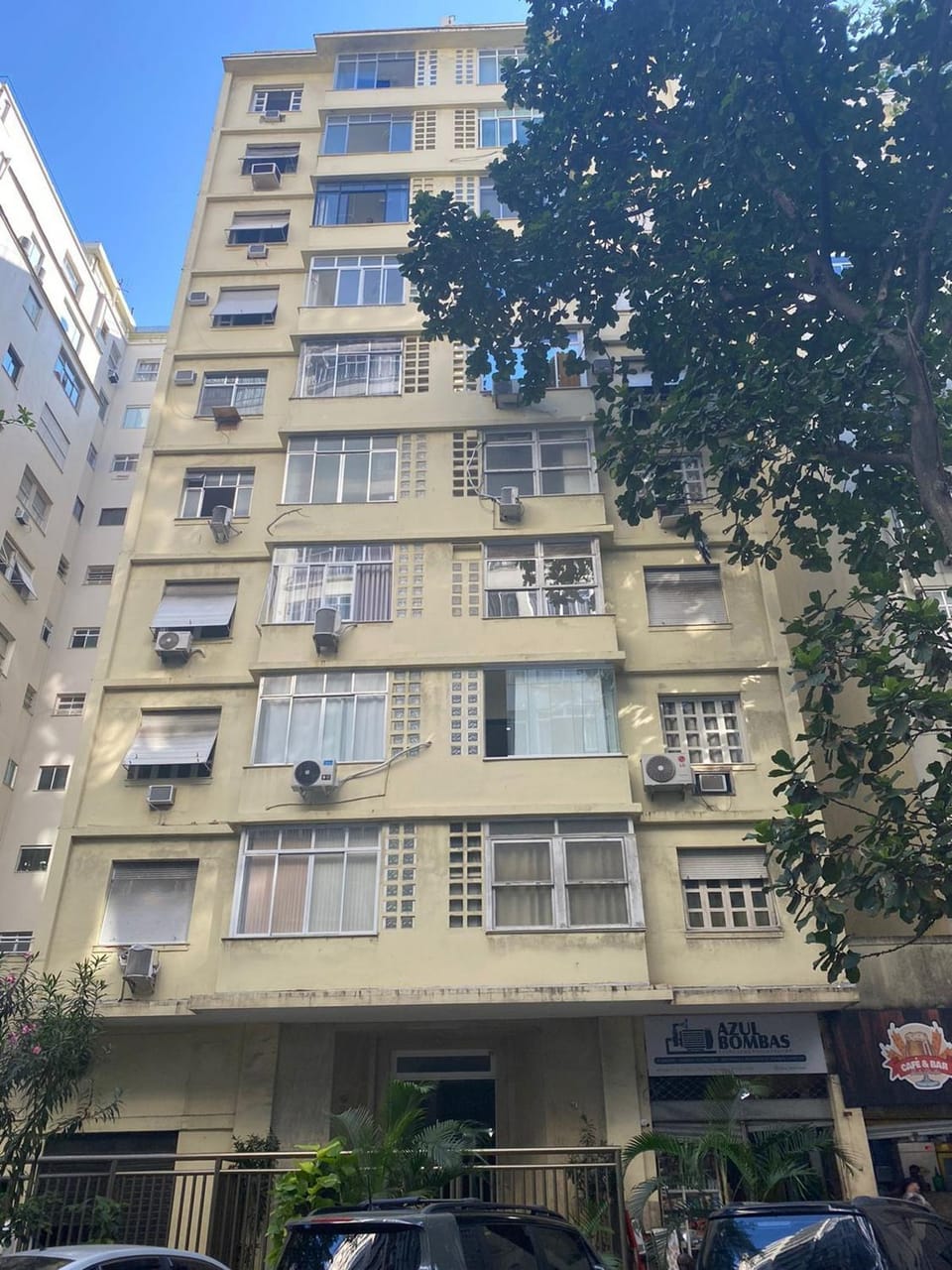 Property building, Facade/entrance