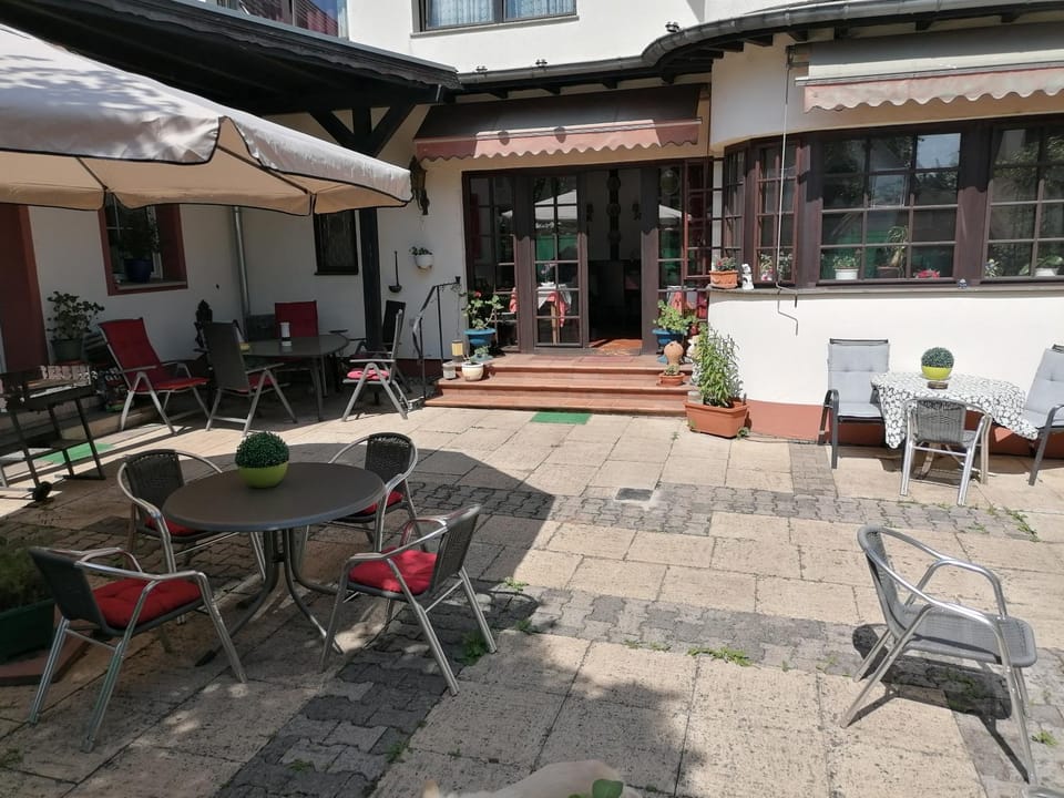 Inner courtyard view