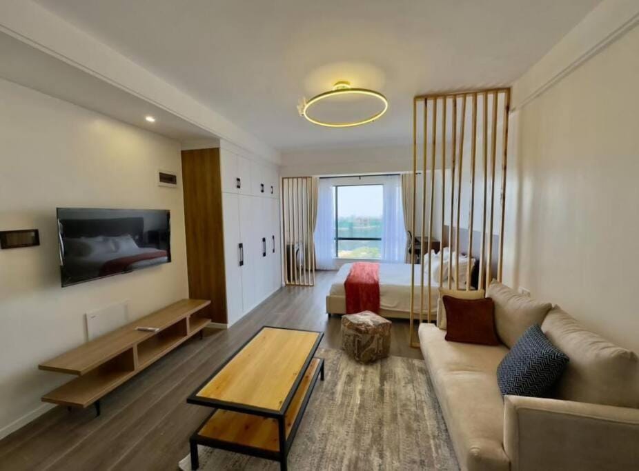 Urban Oasis Studio in Vibrant Kilimani Apartment in Nairobi