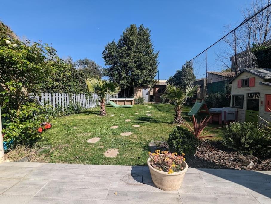 Maison cosy et jardin Villa in Avignon