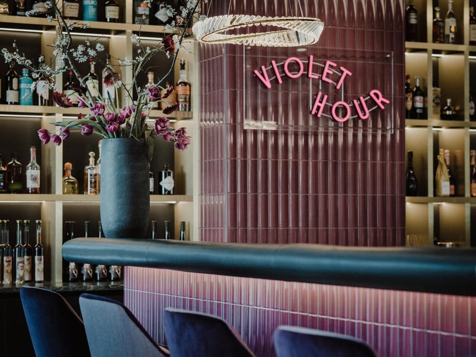 Lounge or bar