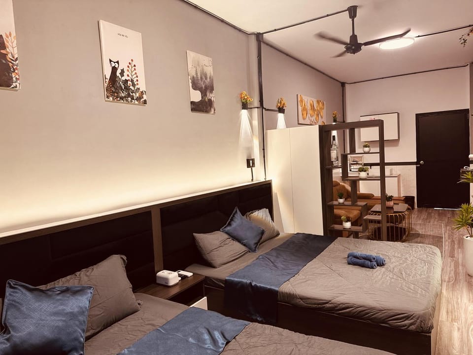 Bed, Photo of the whole room