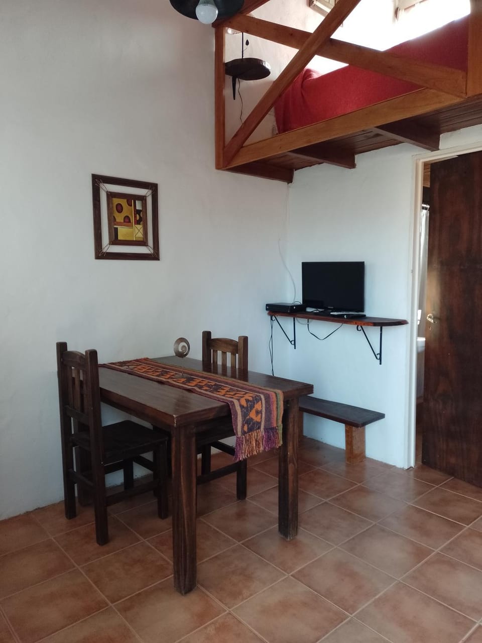 TV and multimedia, Dining area