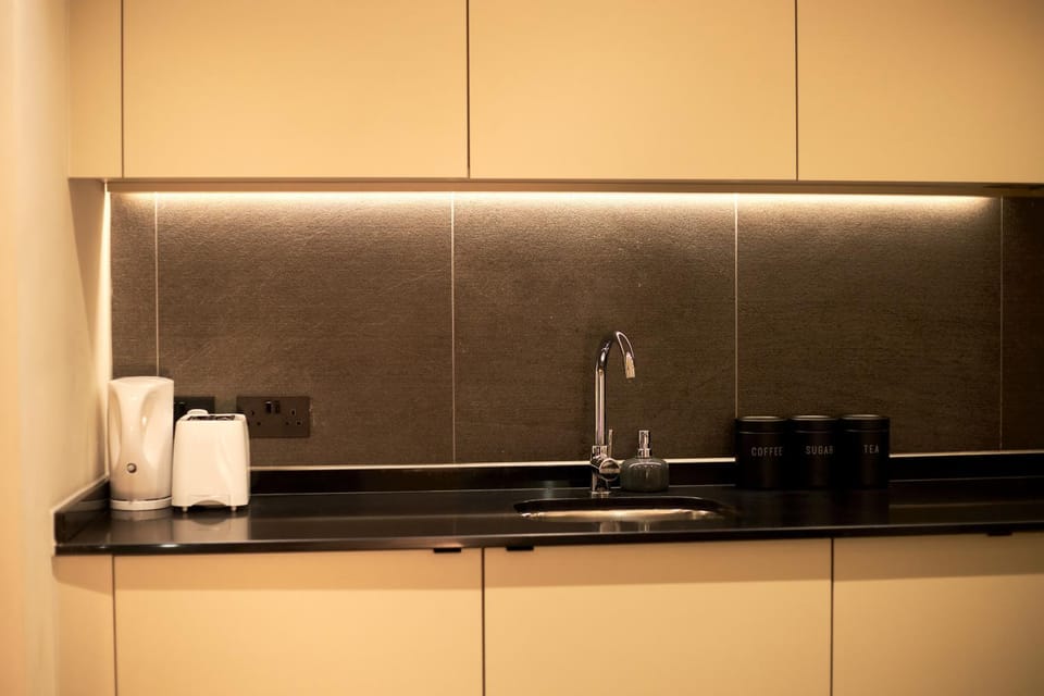 Coffee/tea facilities, Kitchen or kitchenette