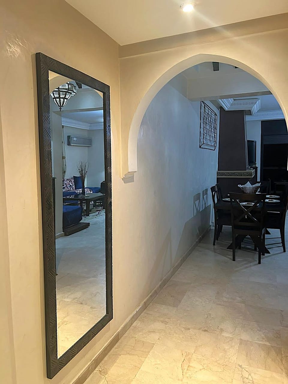 Appartement impeccable en plein de centre ville Apartment in Marrakesh