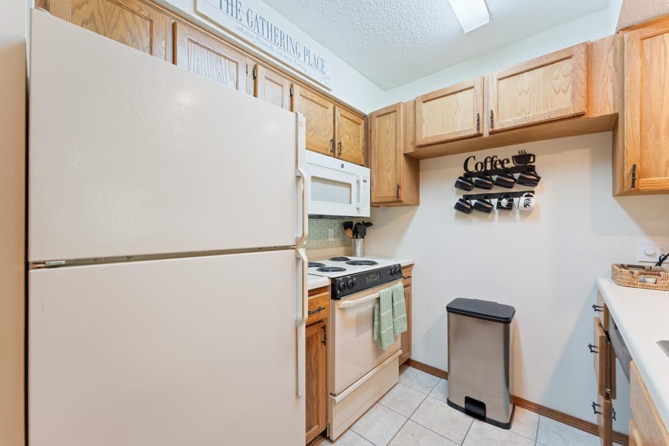 NE16-2 Sleepy Bear Camp condo Apartment in Table Rock Lake