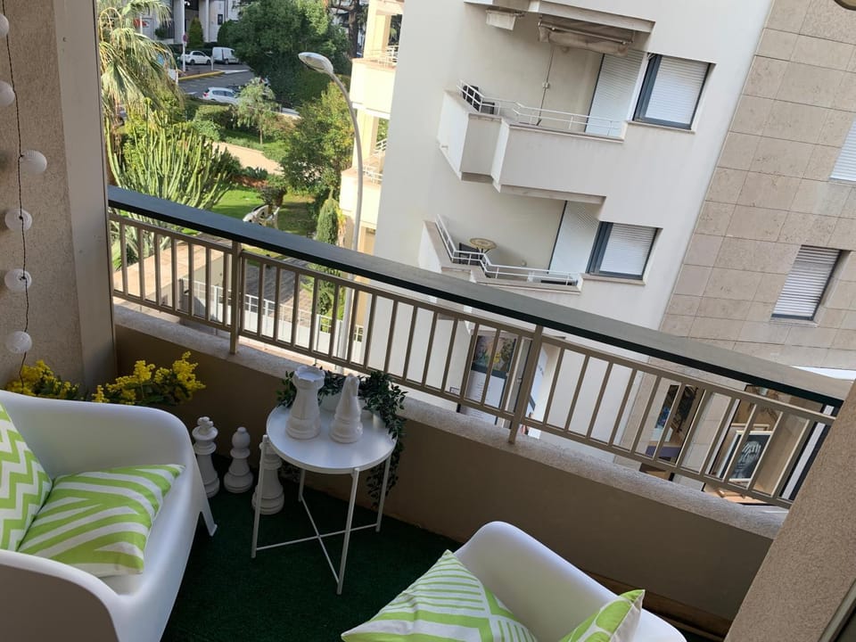 Charmant studio Croisette Apartment in Cannes