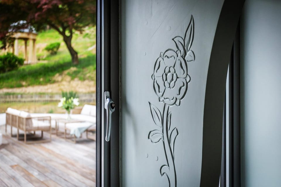 Balcony/Terrace, Garden view