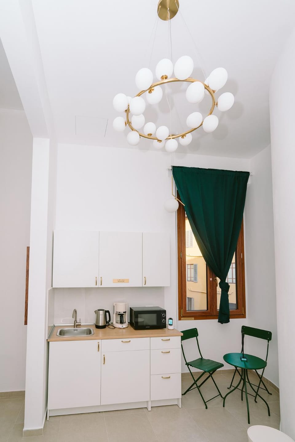 Coffee/tea facilities