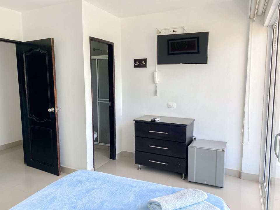 Bathroom, Balcony/Terrace