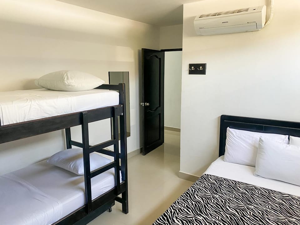 Bed, bunk bed