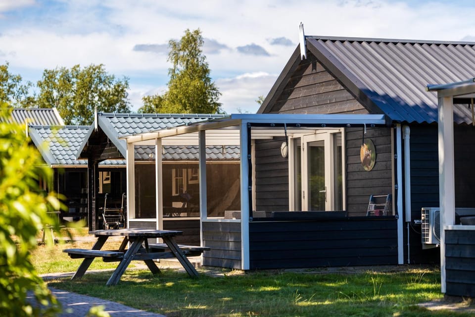 Recreatiepark de Vossenburcht IJhorst Campground/ 
RV Resort in Drenthe (province)
