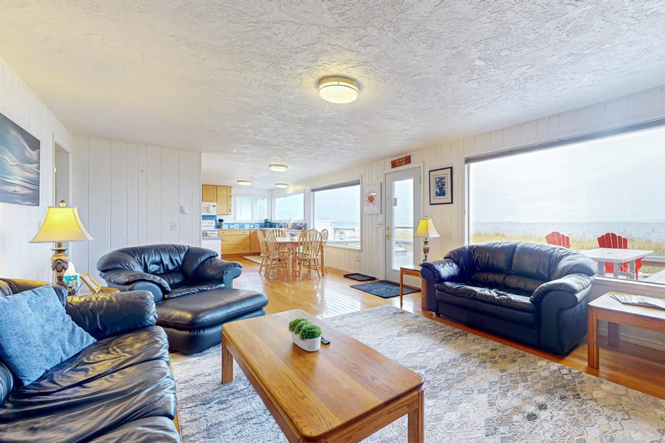 3 Crabs Beach House House in Washington
