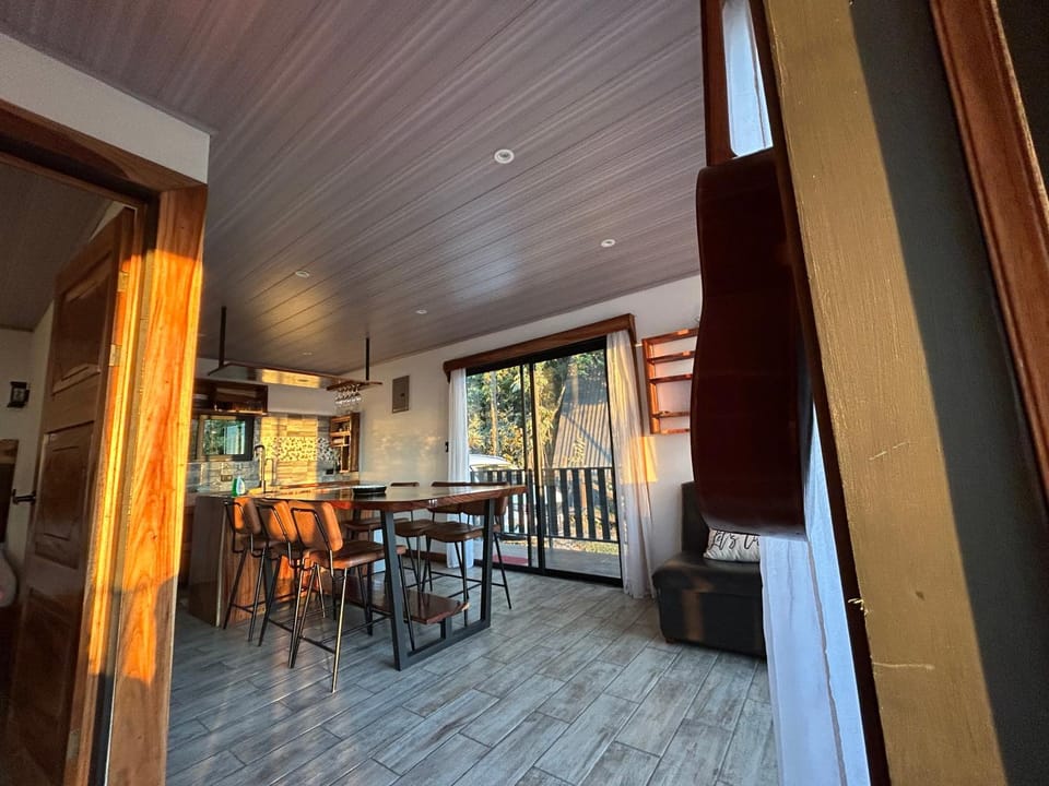 Athila Ecolove House in Monteverde