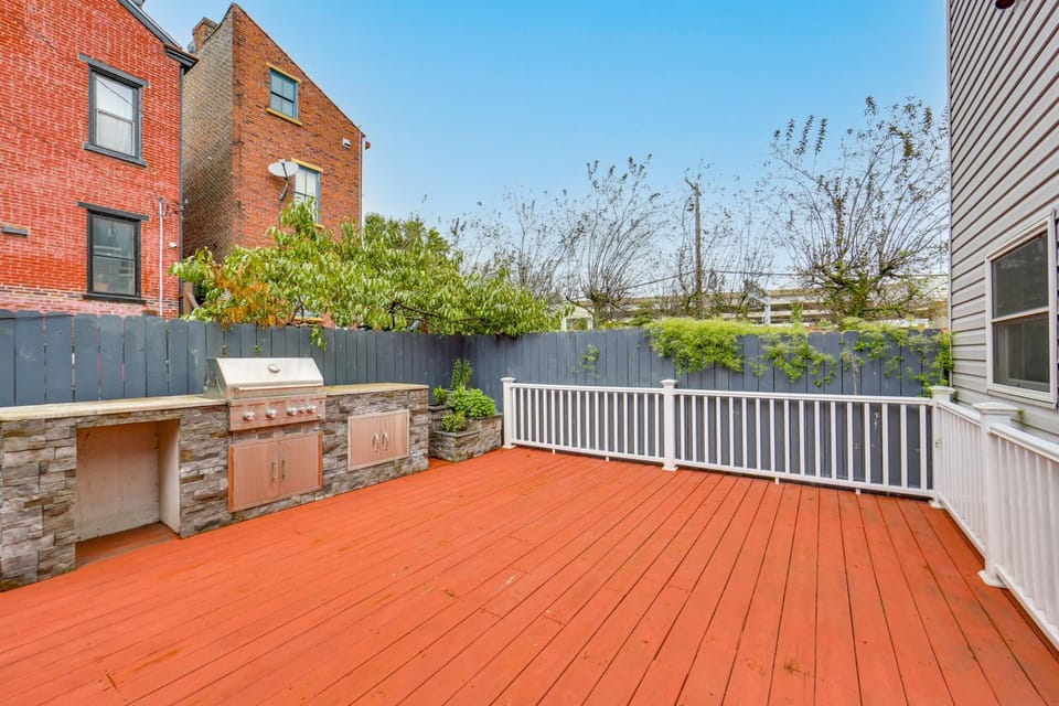 1 Mi to Dtwn: Walkable Gem in Pittsburgh House in Pittsburgh