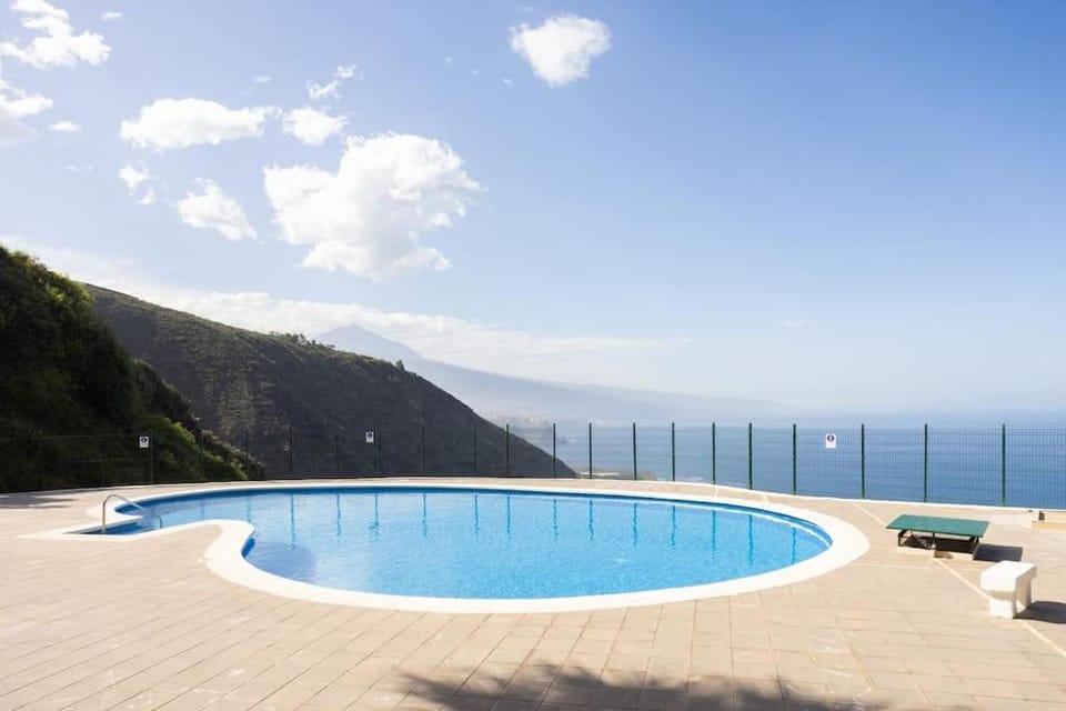 Sea view, Swimming pool