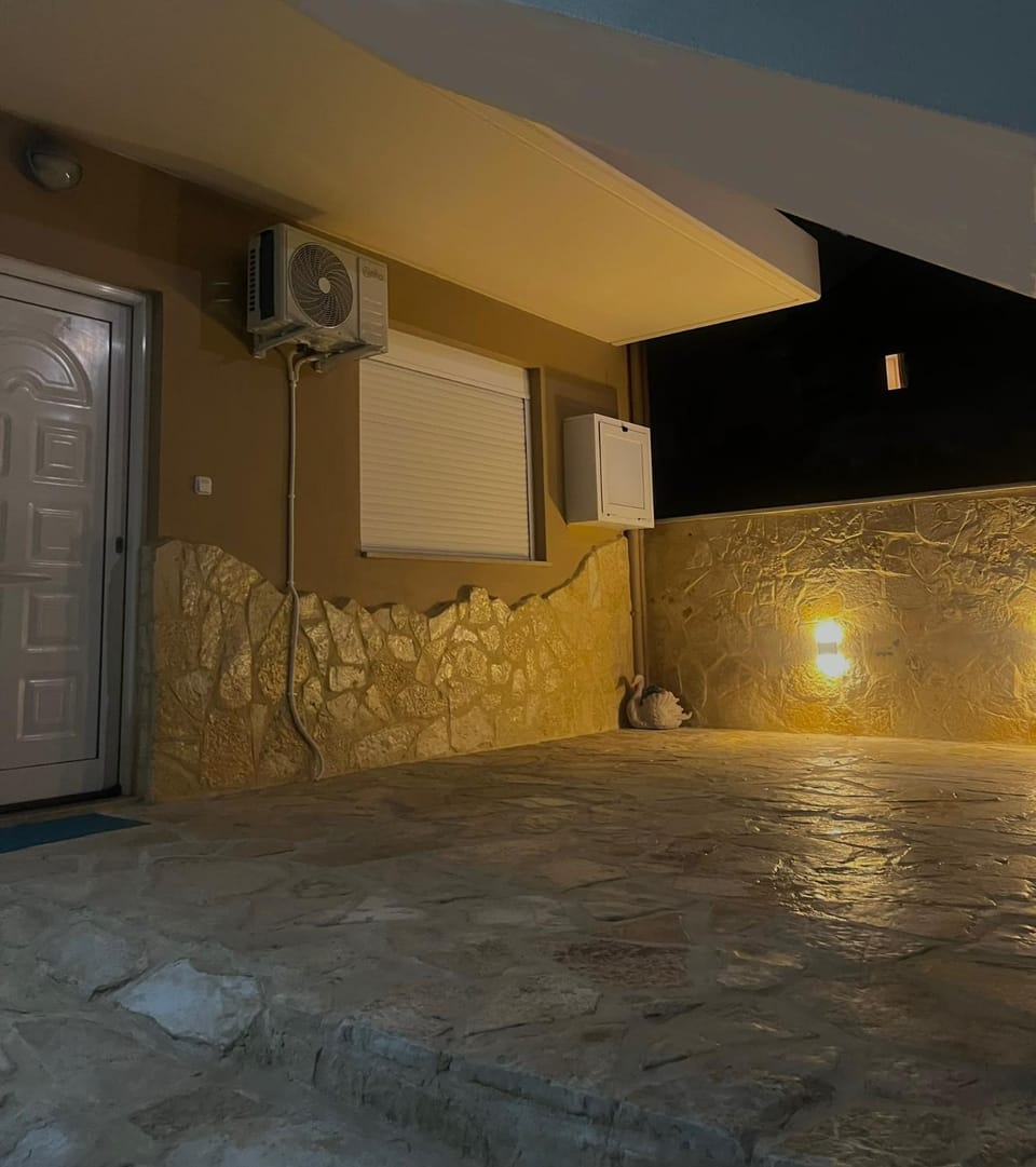 Family House Dim Apartment in Peloponnese, Western Greece and the Ionian