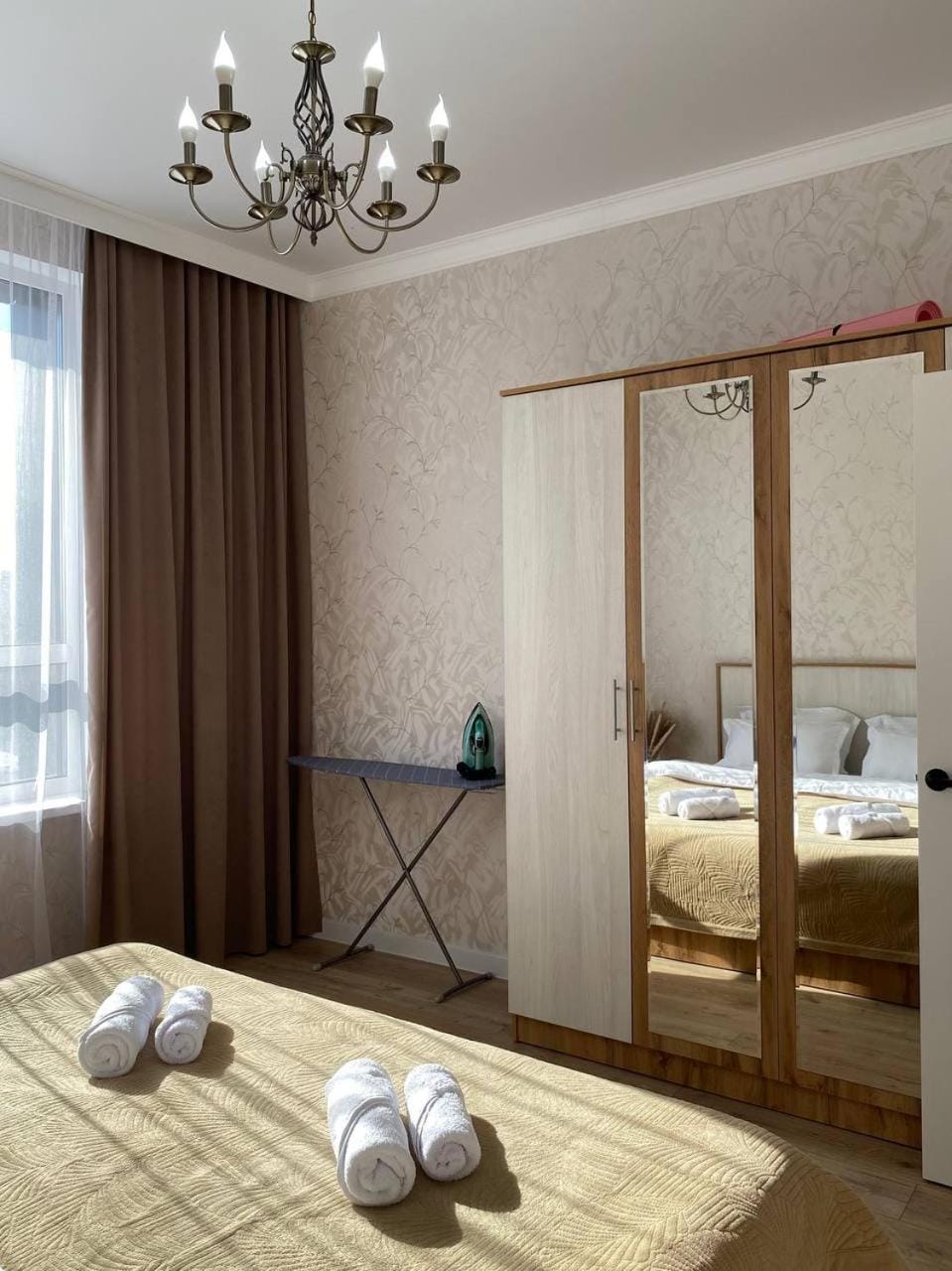 Bedroom, wardrobe