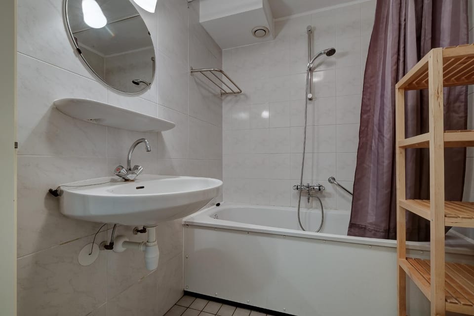Shower, Toilet, Bathroom, Bath