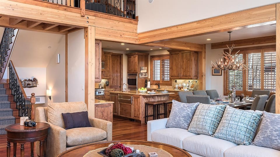 Living room, Seating area, Dining area, furniture, kitchen