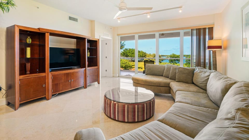 523 Mariners Club House in Key Largo