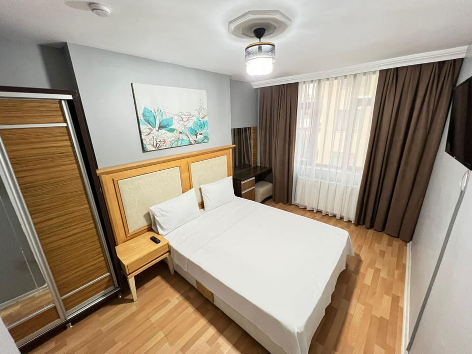 Bed, Photo of the whole room, Bedroom, wardrobe