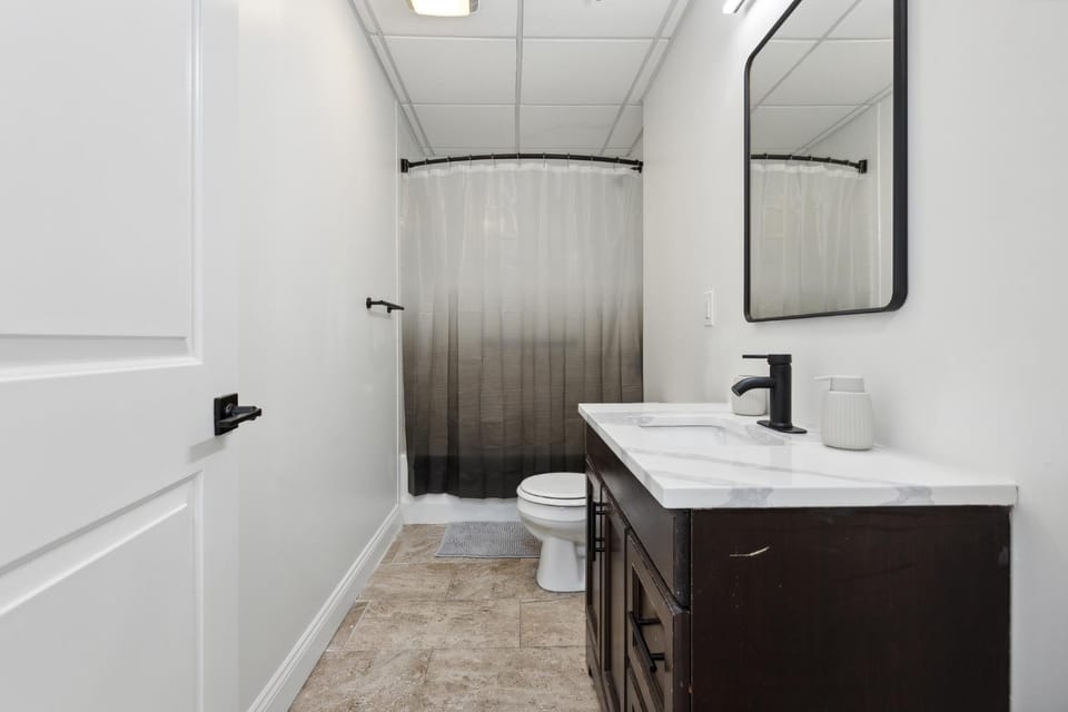 East 225 I Modern Studio in Downtown Rochester Apartment in Brighton