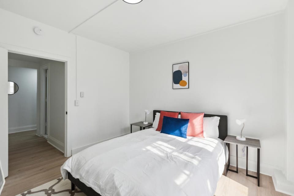 East 636I Cozy & Comfy I Downtown I Gym Apartment in Brighton