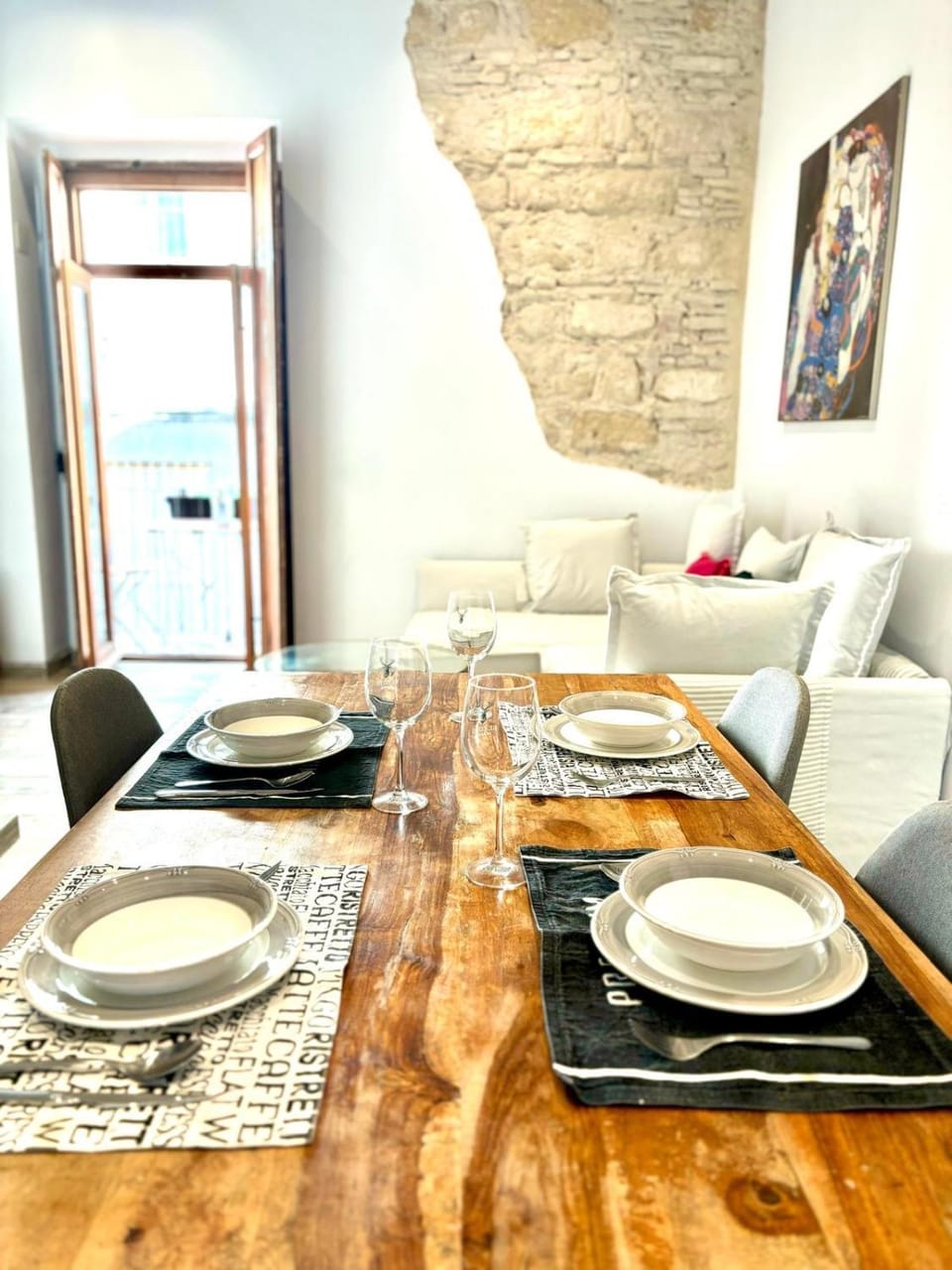 Living room, Dining area