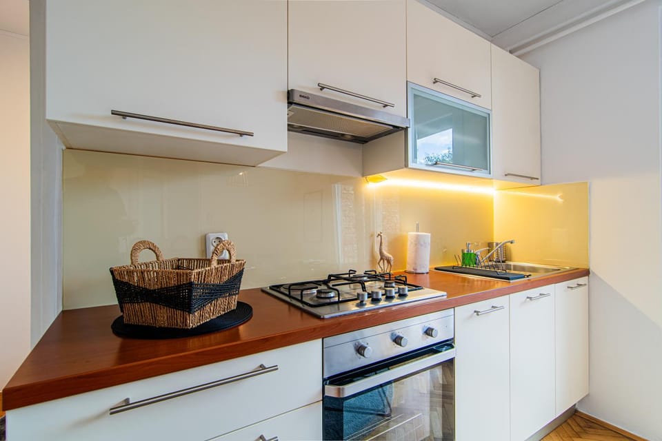 Kitchen or kitchenette, oven, stove, kitchen