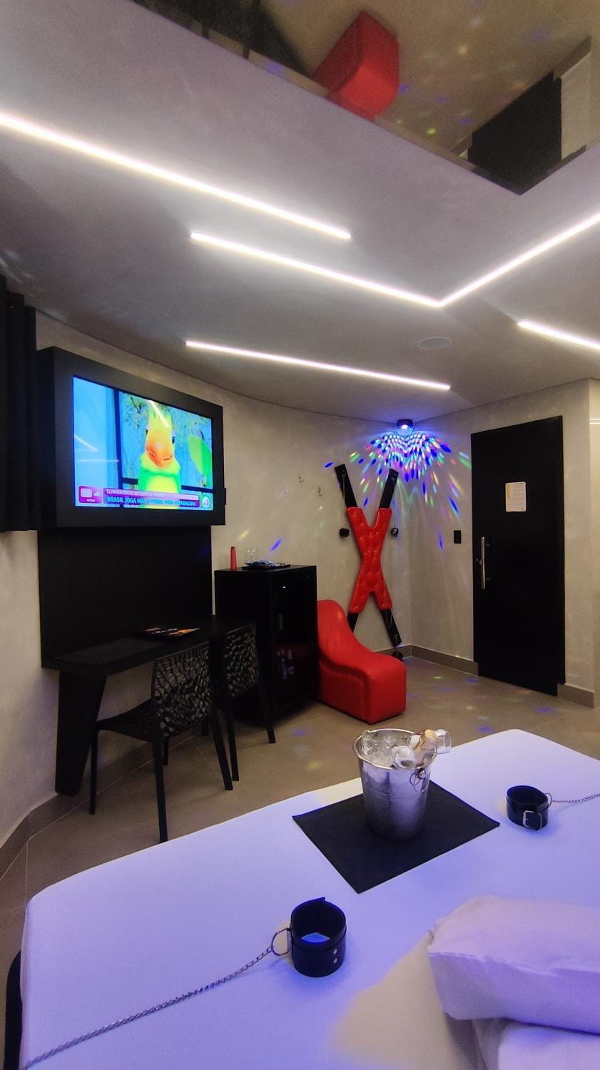 TV and multimedia, Dining area