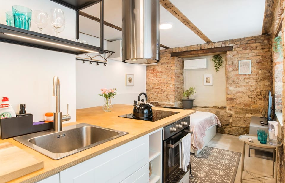 Kitchen or kitchenette, stove