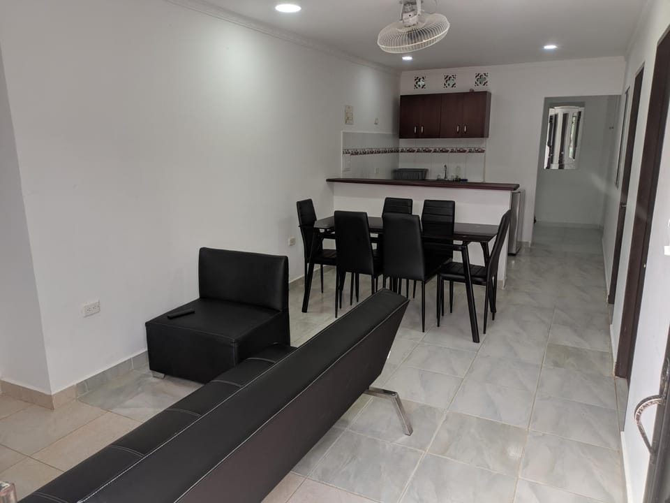 Communal lounge/ TV room, TV and multimedia, Living room, Seating area, Dining area, Evening entertainment