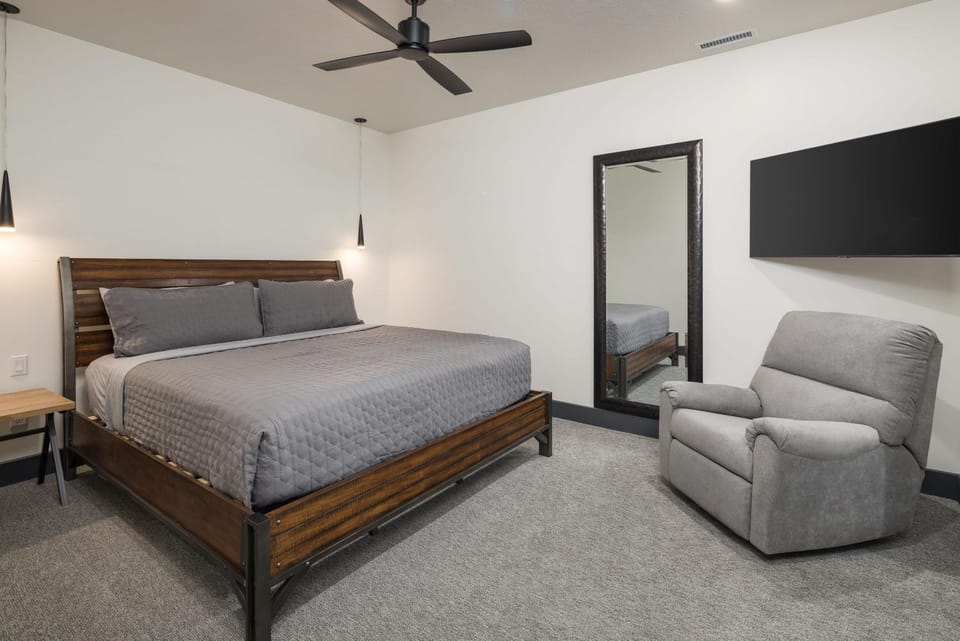 Vizcaya #9 - Moab's Newest Luxury Rental Apartment in Spanish Valley
