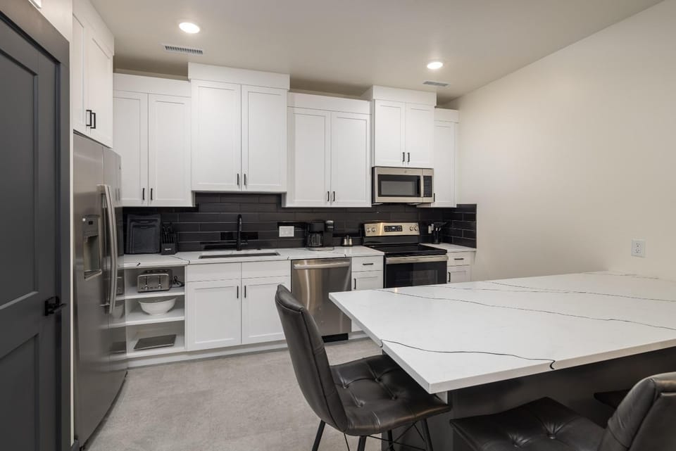 Vizcaya #9 - Moab's Newest Luxury Rental Apartment in Spanish Valley