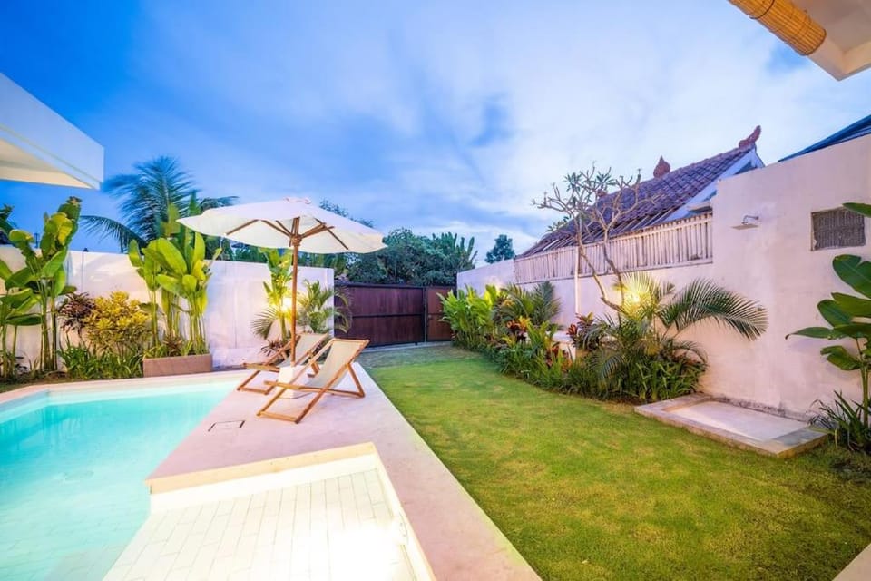 Garden, sunbed